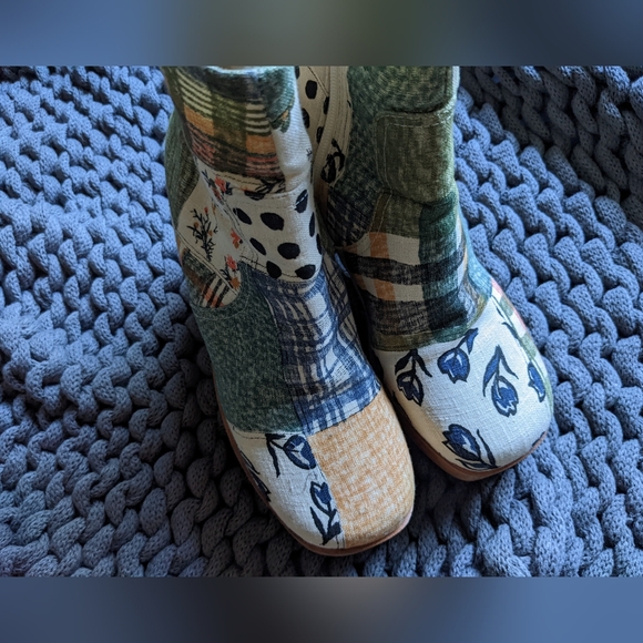 Charlotte Stone platform heeled boots - Picture 8 of 9